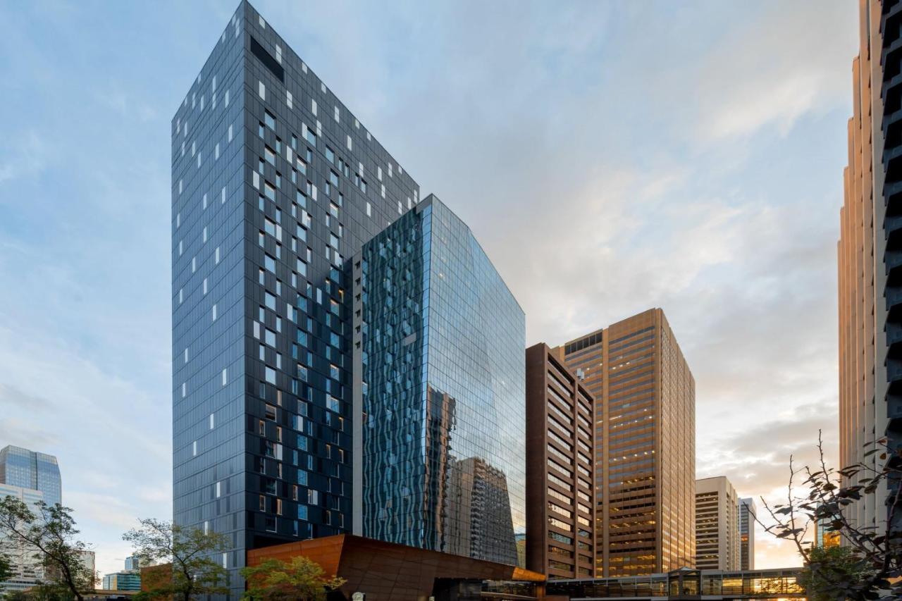 Courtyard By Marriott Calgary Downtown YYC Exterior foto