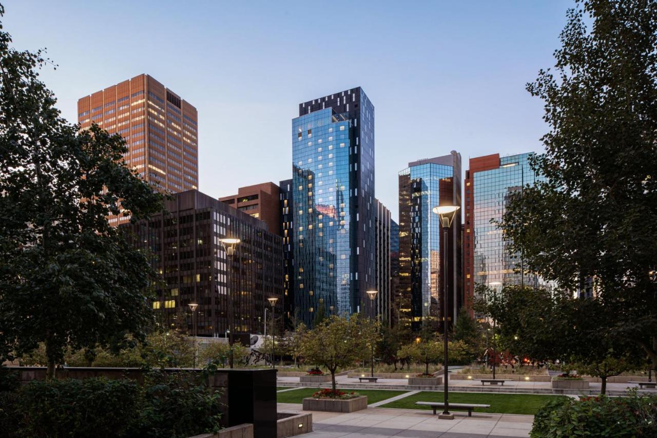 Courtyard By Marriott Calgary Downtown YYC Exterior foto